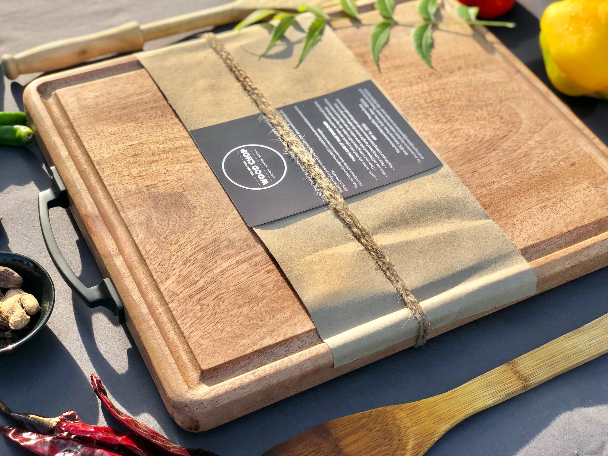 Side profile showing the 1-inch thickness and clean lines of the cutting board.