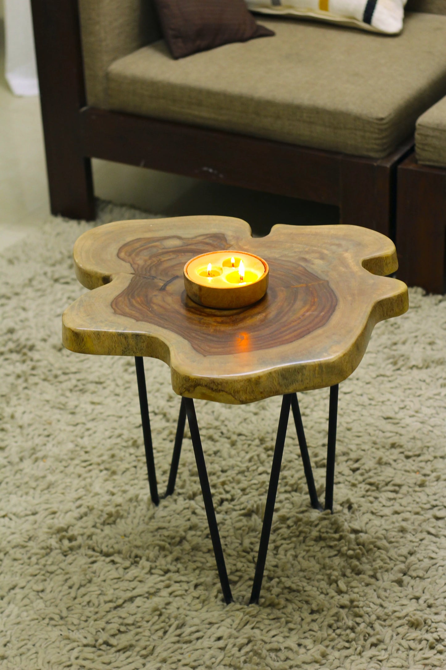 Live Edge Side Table | Sheesham Wood with Hairpin Legs (18 inch Diameter * 18 Inch Height)