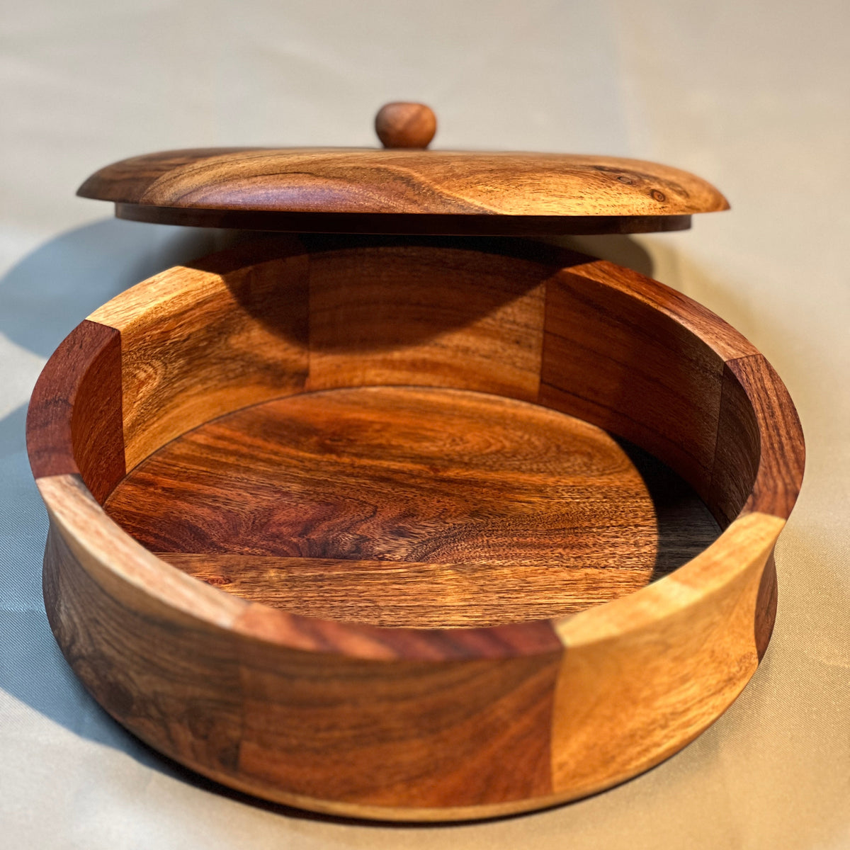 Acacia Roti Box Acacia Wood Casserole / Roti Box 9 Inch Diameter – woodchop.in